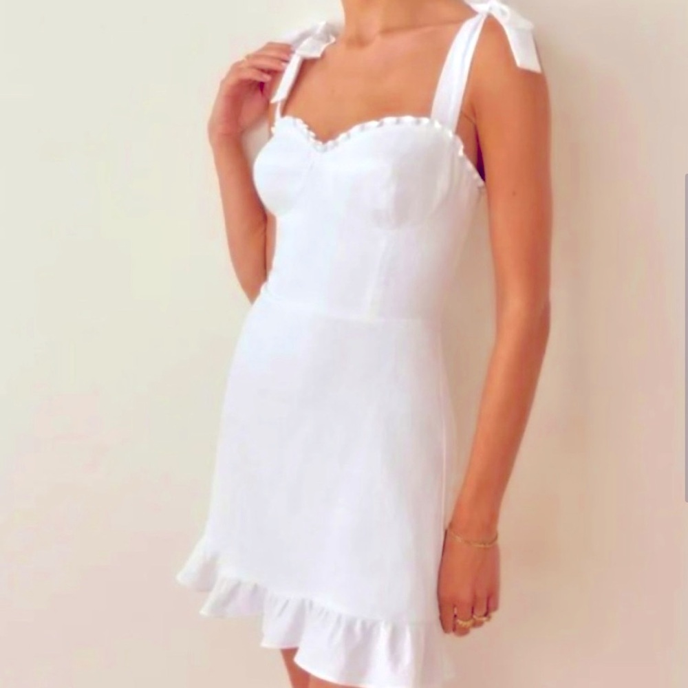 💖HOST PICK💖NWT- Reformation Desiree White Linen Dress- GORGEOUS Size:4 - Picture 3 of 13